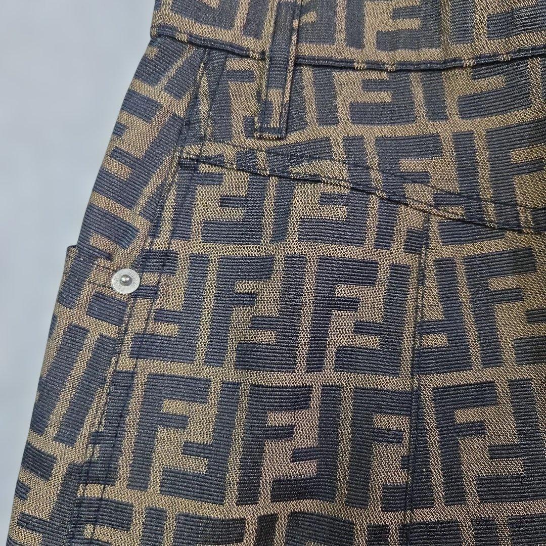 美品　FENDI 　フェンディ ズッカ柄タイトスカート　26インチ