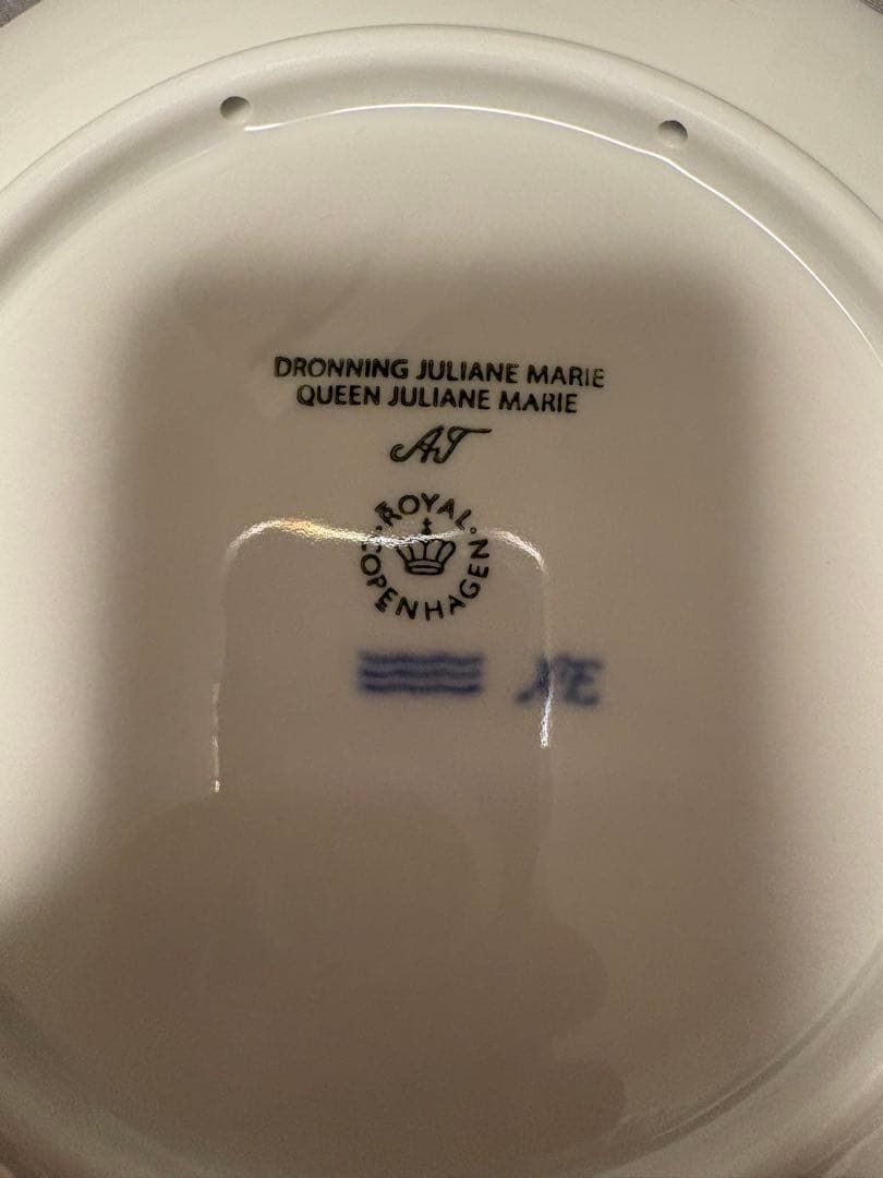 ロイヤルコペンハーゲン 2025年 イヤープレート