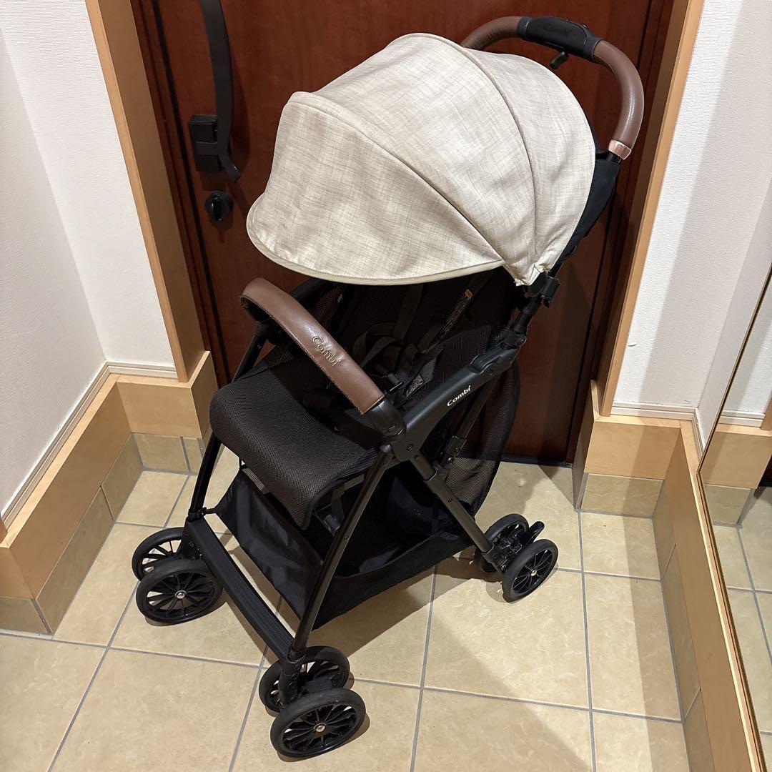 超美品 combi Acbee plus AO リーノベージュ アクビィ