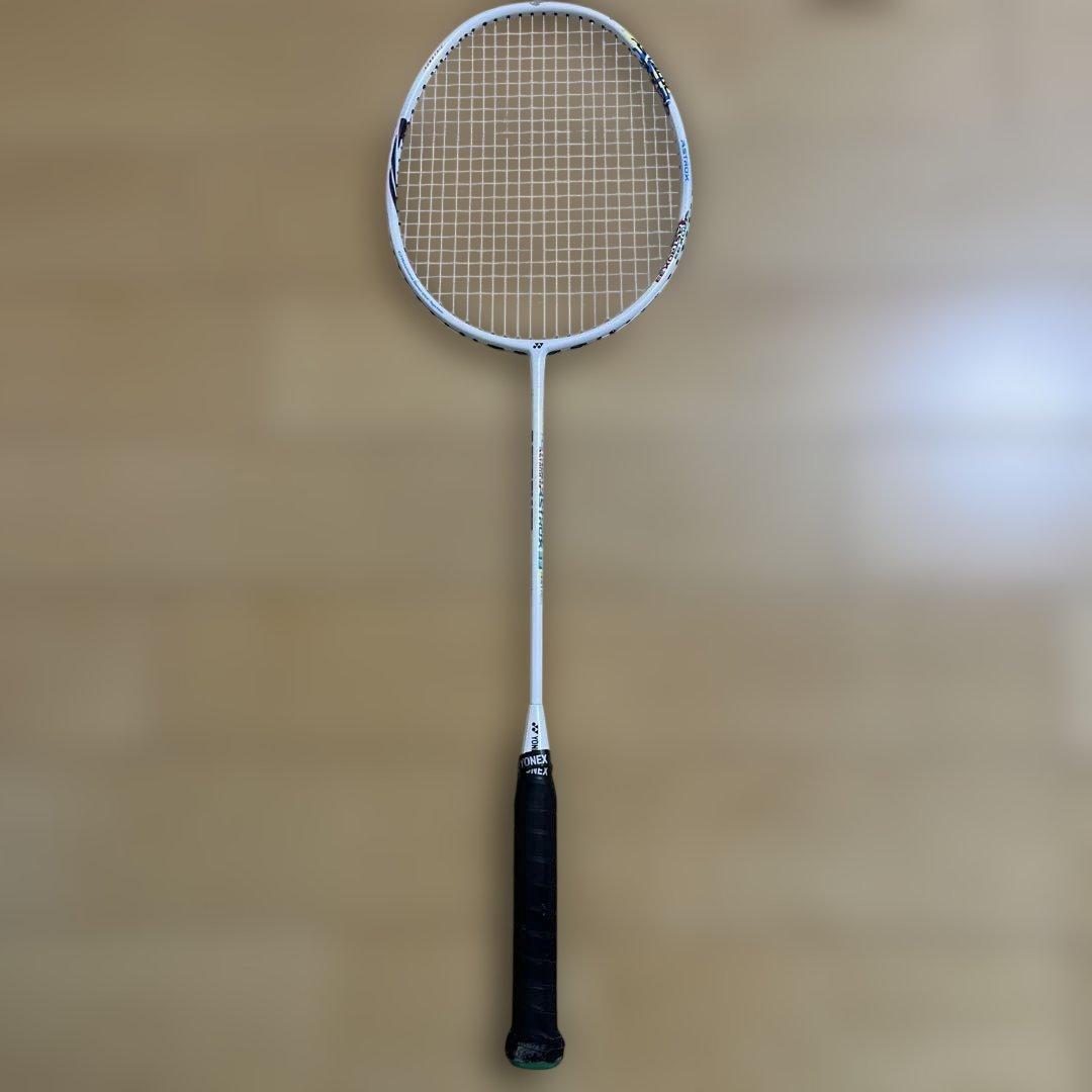 ヨネックス　バドミントンラケット　アストロクス33