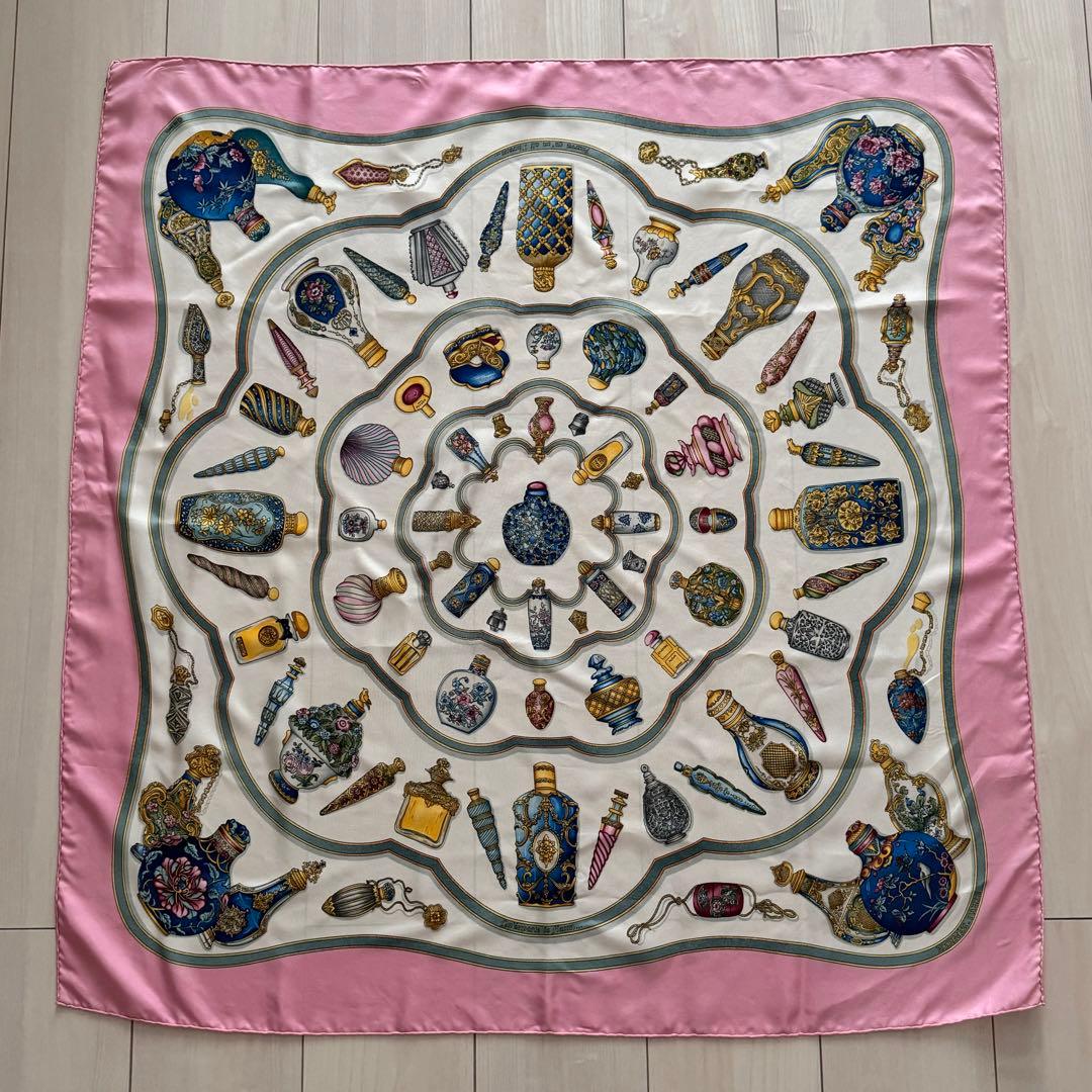 エルメス　香水瓶　スカーフ　大判　ピンク