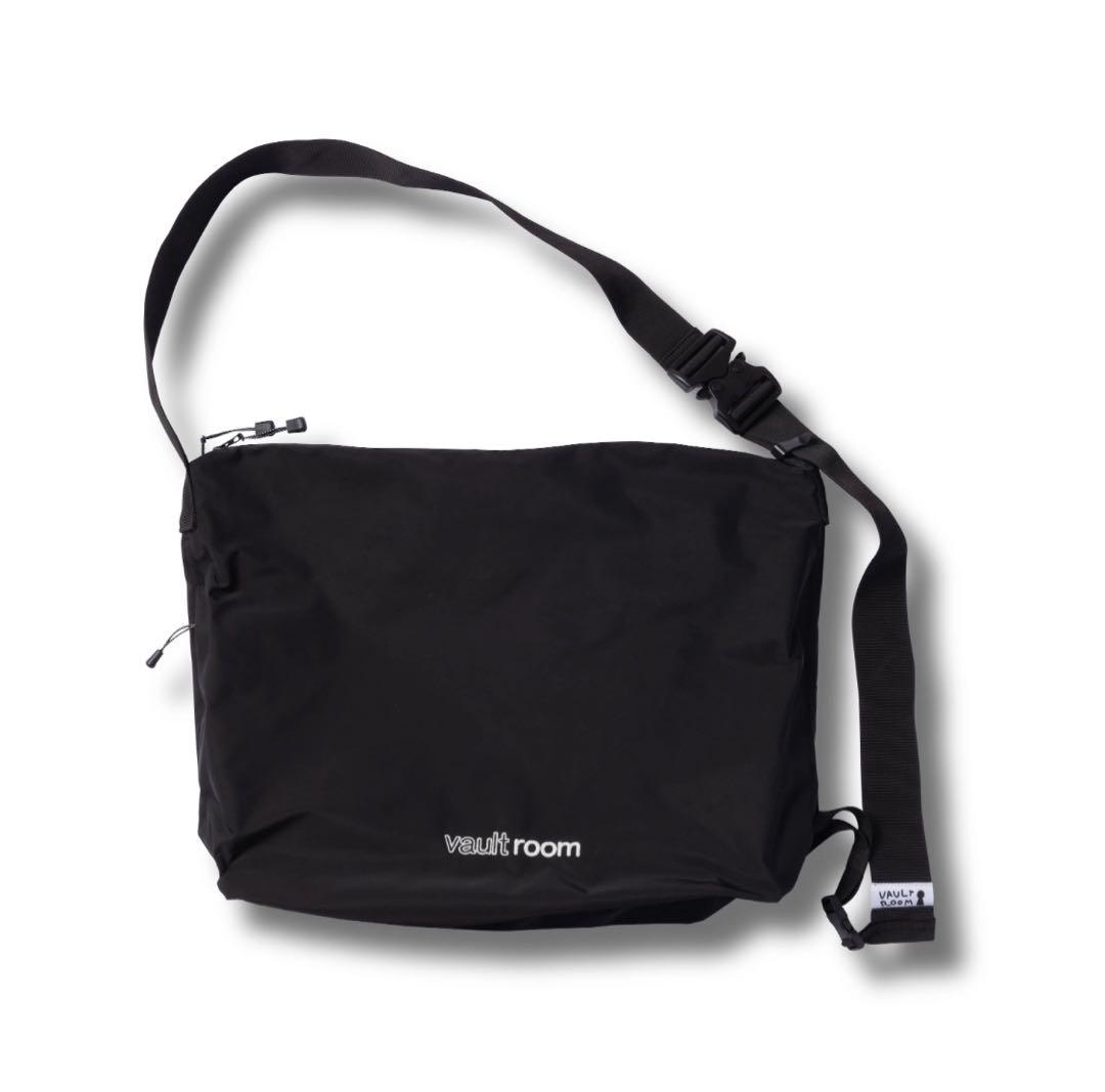 バッグ DEVICE SHOULDER BAG