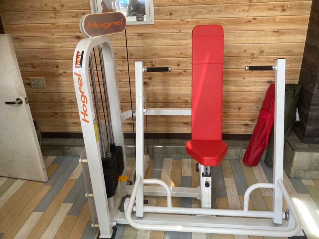 hogrel チェストプレス