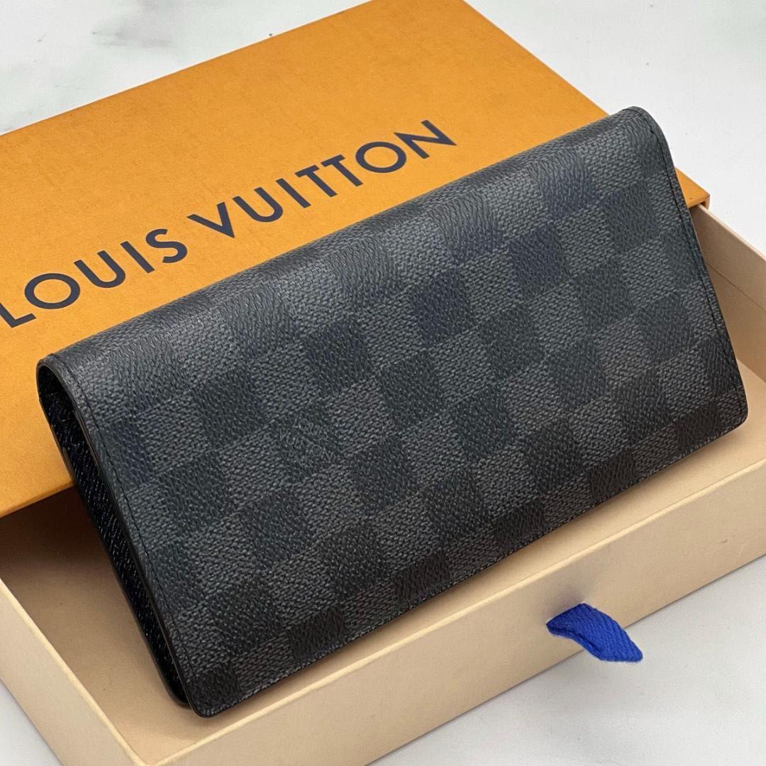 ルイヴィトン ダミエ グラフィット ブラザ ビジネス ジャッケット 長財布