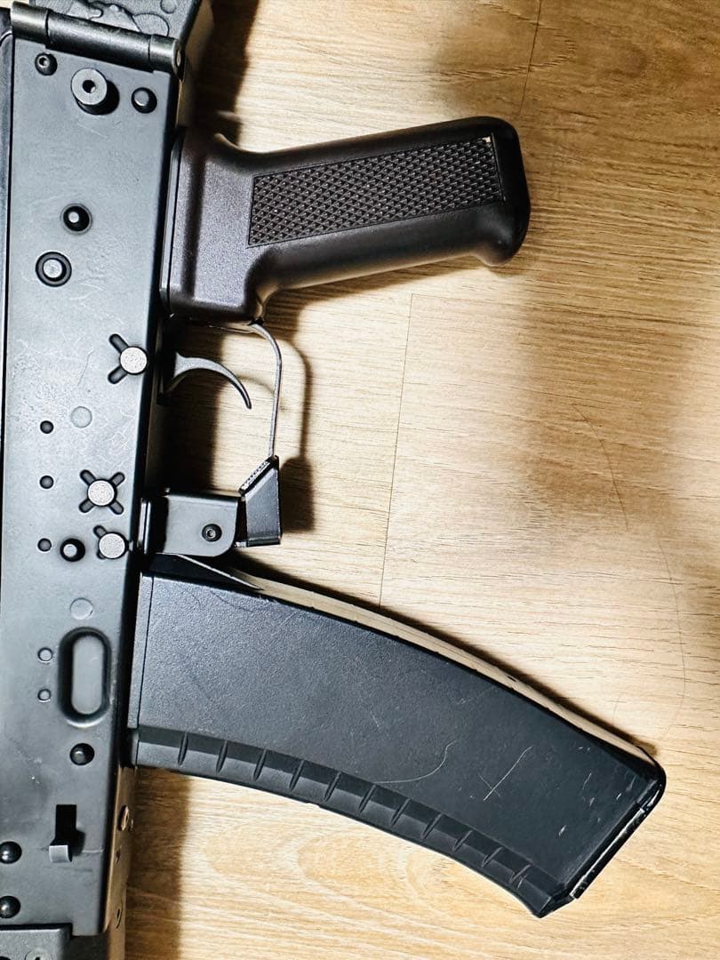 次世代電動ガン AK74U 東京マルイ　バッテリー、サイレンサー、スコープ付き