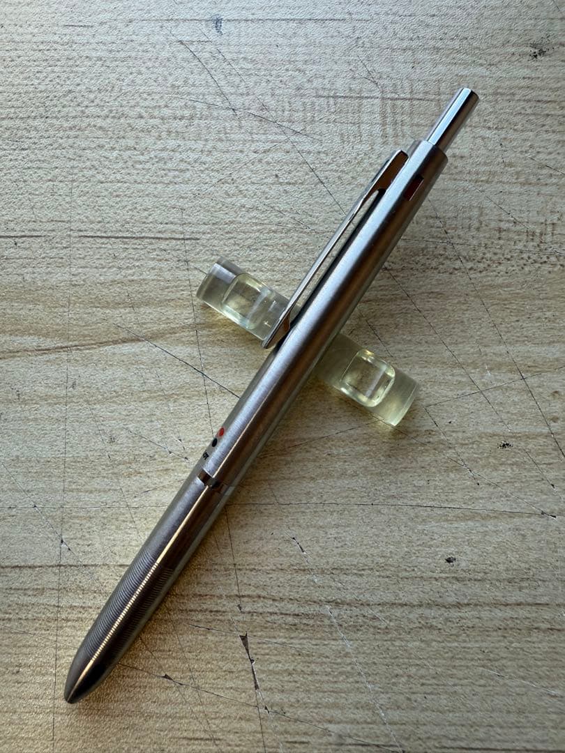 PILOT 多色ボールペン シルバー　廃盤　昭和レトロ　パイロット４色　激レア！