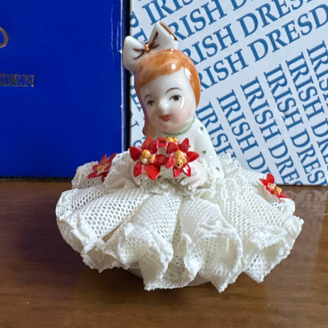 【100体限定】アイリッシュドレスデン　ハローキティ2016／ミスポインセチア