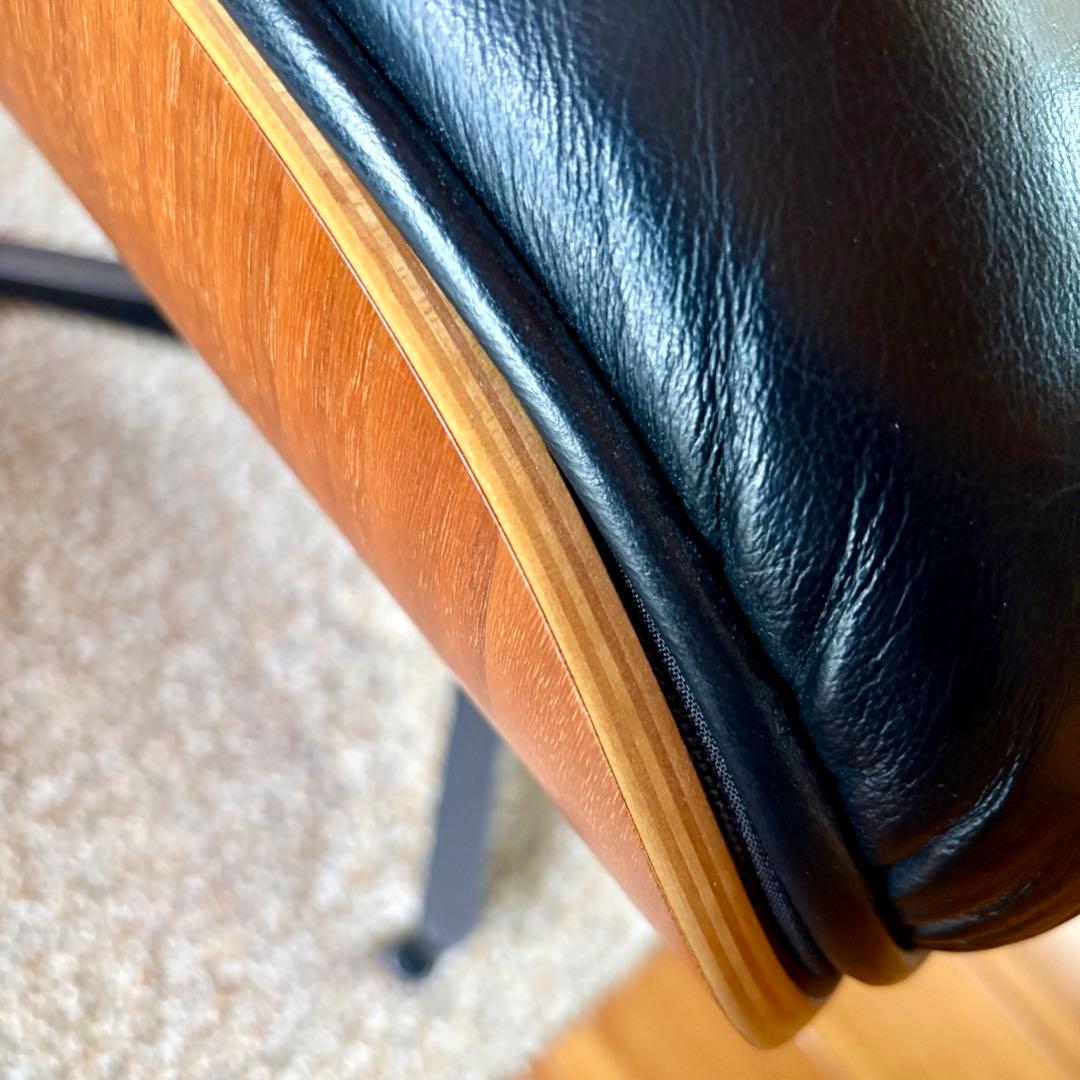 イームズ オットマン / Herman Miller