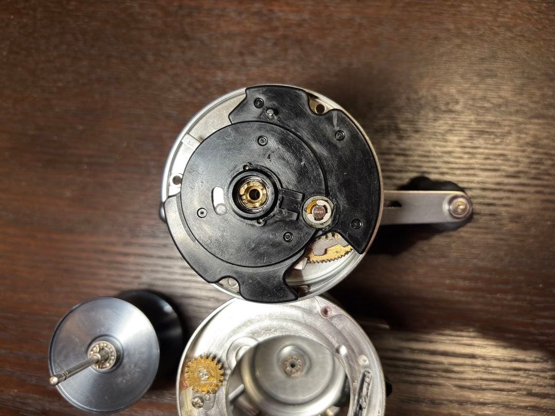 シマノ　13カルカッタ　400【ヘッジホッグスタジオベアリングチューン】