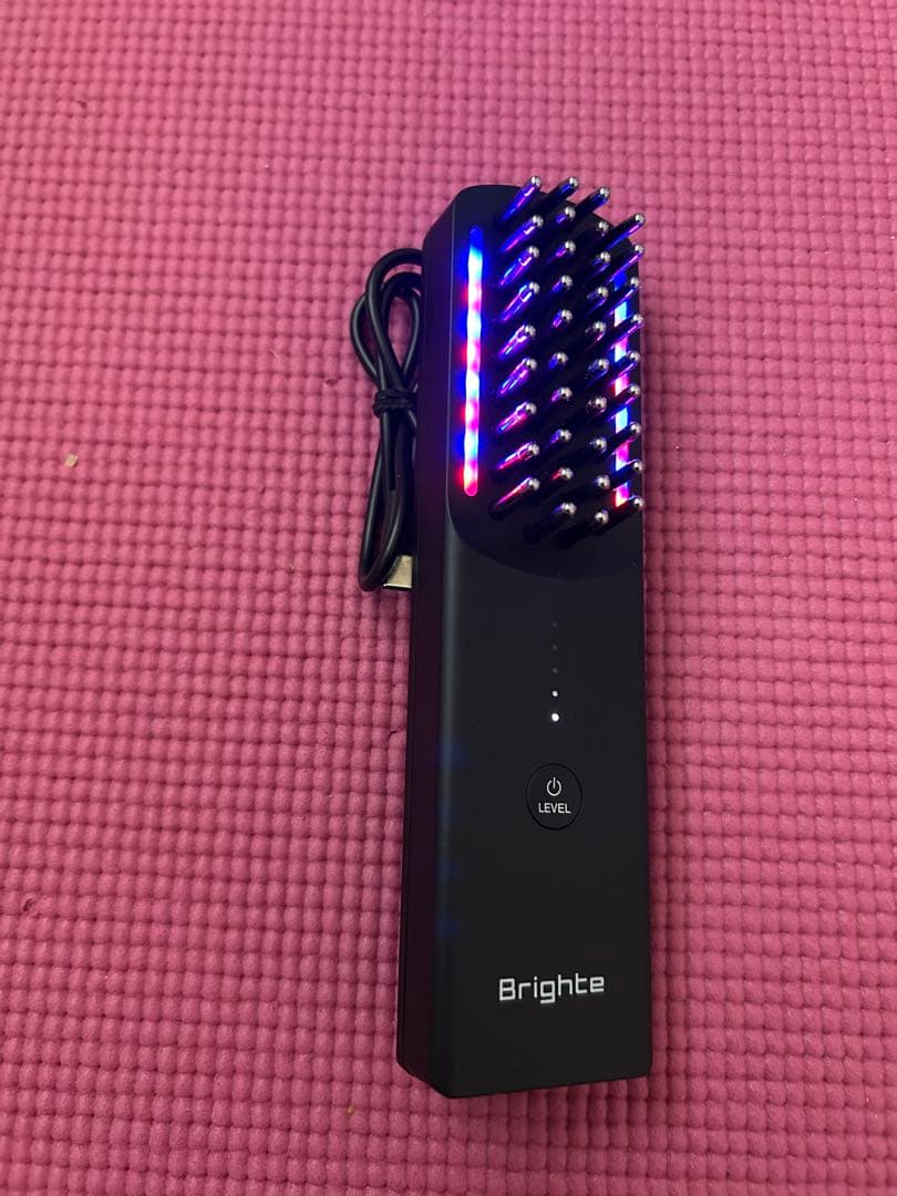 Brighte スカルプブラシ LEDライト機能