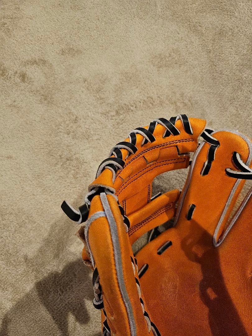 極美品　定価55000円　アレグリア　内野　グローブ　型付け済み