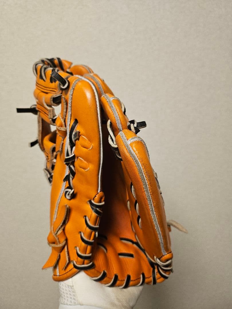 極美品　定価55000円　アレグリア　内野　グローブ　型付け済み
