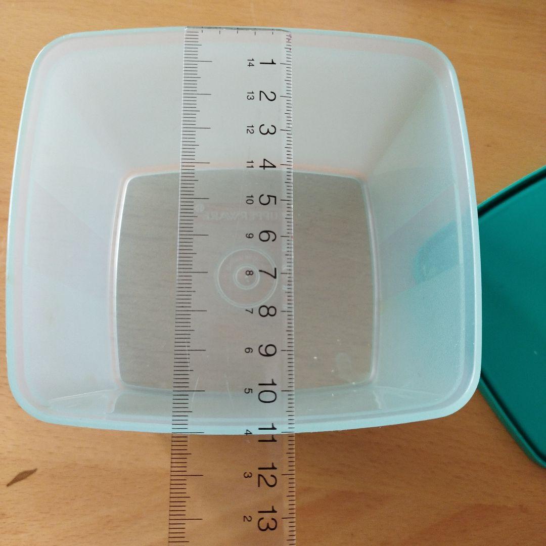 未使用　タッパーウェア　マキシクィーンデコレーター1個 タッパー2個 セット