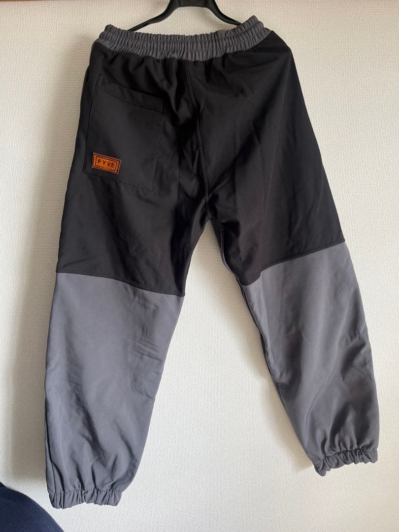 fyve スノボ　ウェア　パンツ