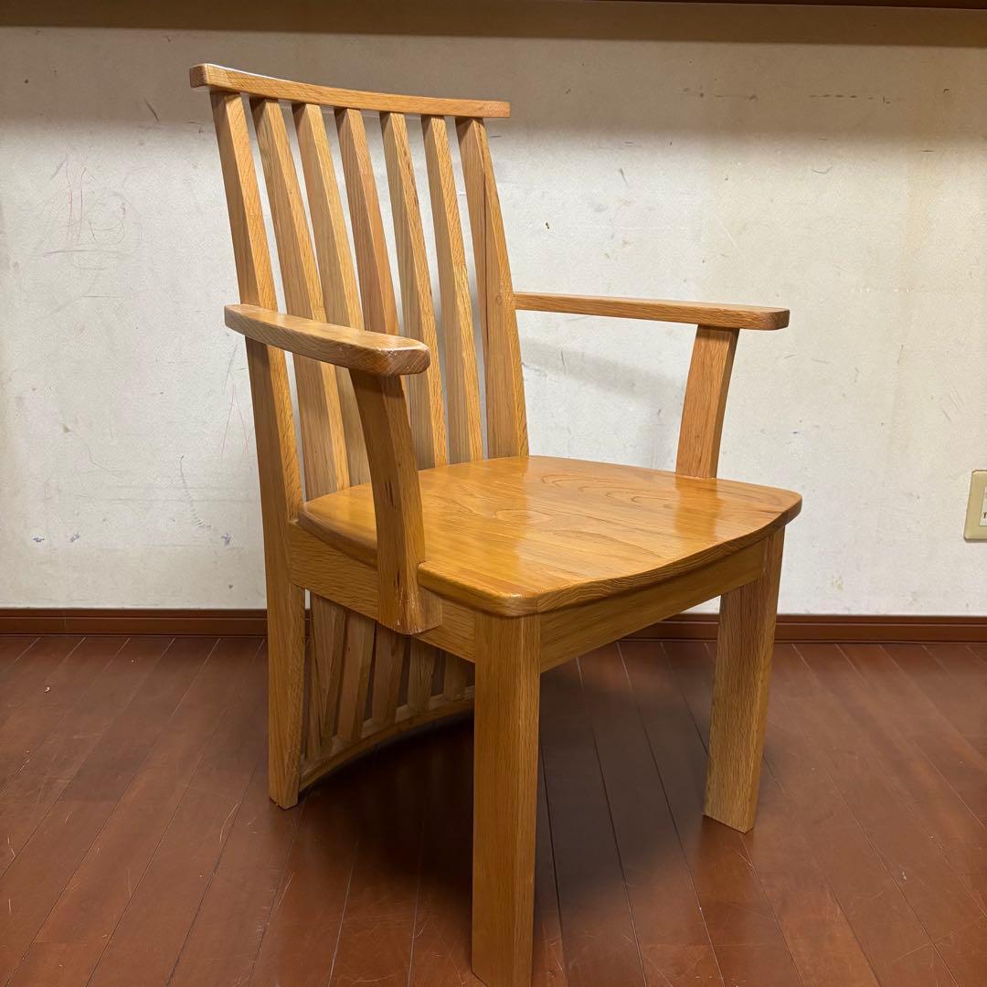 【大幅値引可能】ニトリ(NITORI) ダイニングチェア DC Jモード 肘付き