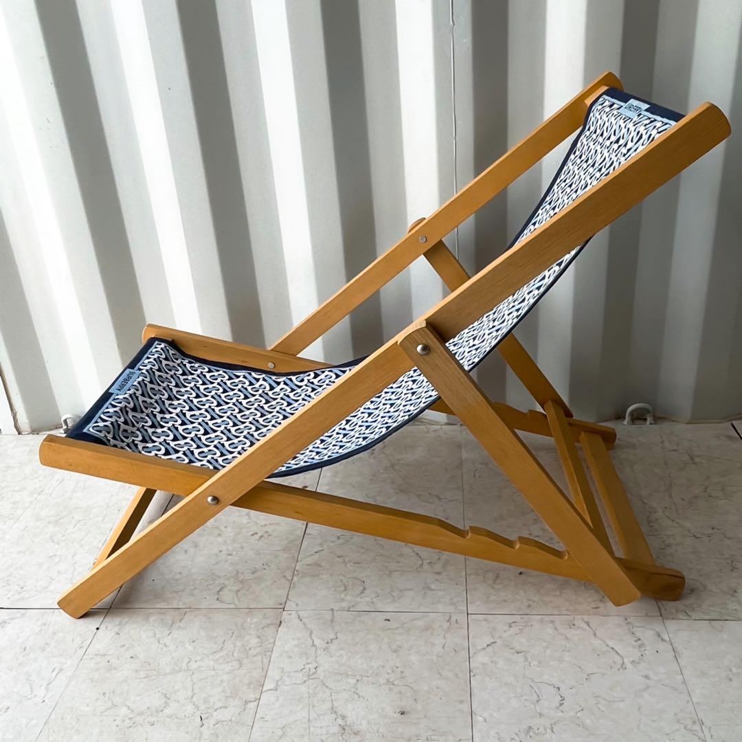 取付無料！バーバリー モノグラム TBロゴ 折りたたみウッドデッキチェア✨