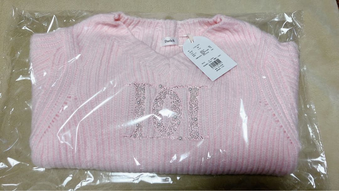 ま*る様 Darich❤️ファンシービーズDDロゴボリュームニットトップス❤️新