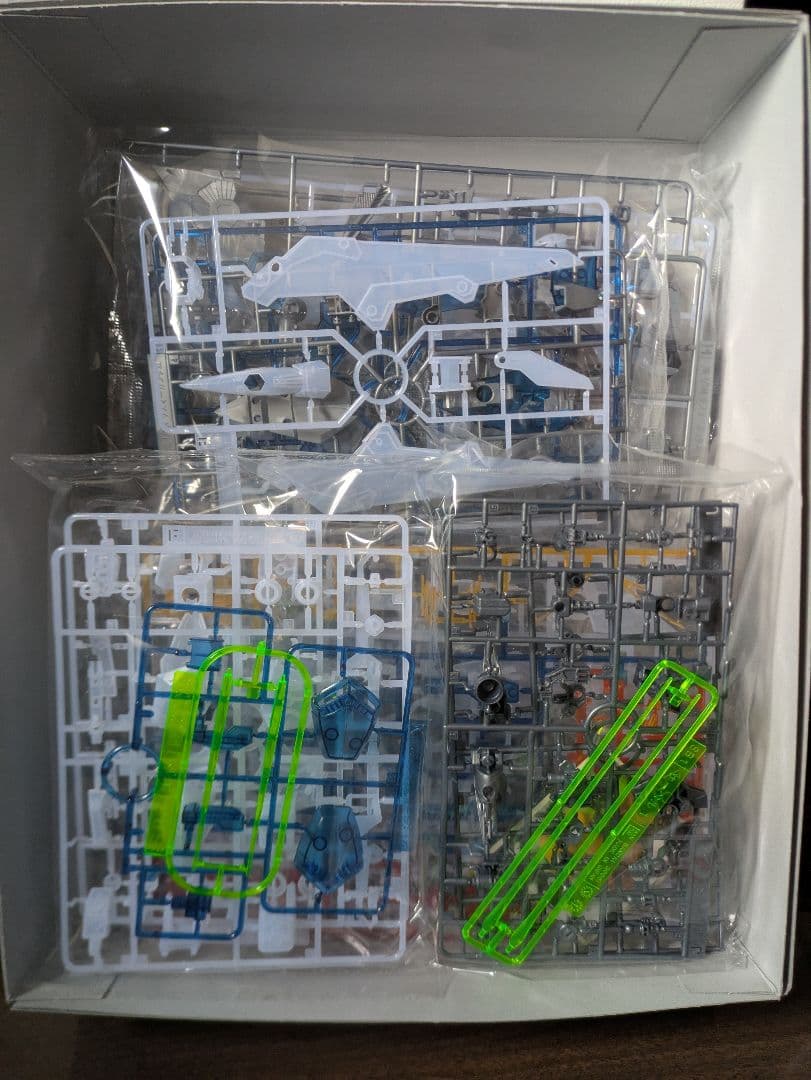 RK-105 XIGUNDAM (CLEAR) 1/144劇場公開記念パッケージ