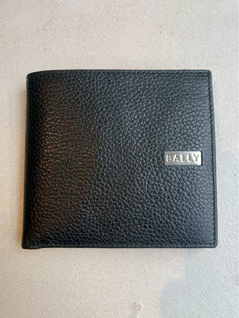 【新品未使用】BALLY ブラック 二つ折り財布