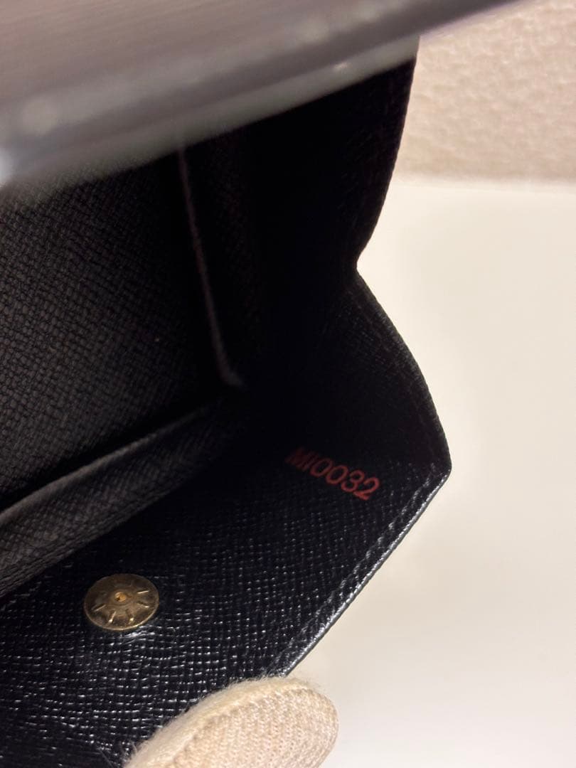 ルイヴィトン　ポルトモネ・ボワット　ケース　黒　エピ M63692