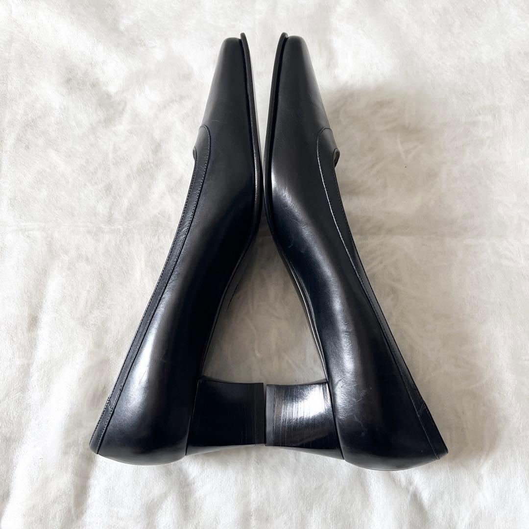 新品未使用✨サルヴァトーレフェラガモ　パンプス　62140 レザー　ブラック