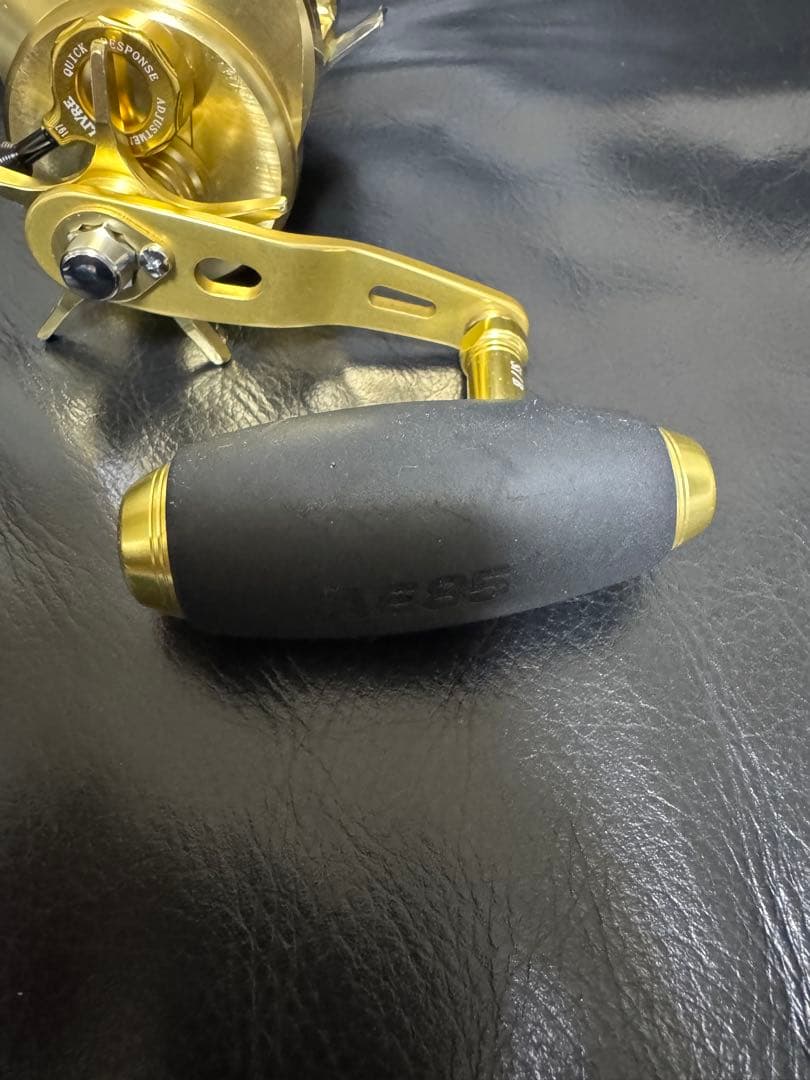 １５オシアコンクエストHG 左巻き　オーシャンマークノブ　ライン無し