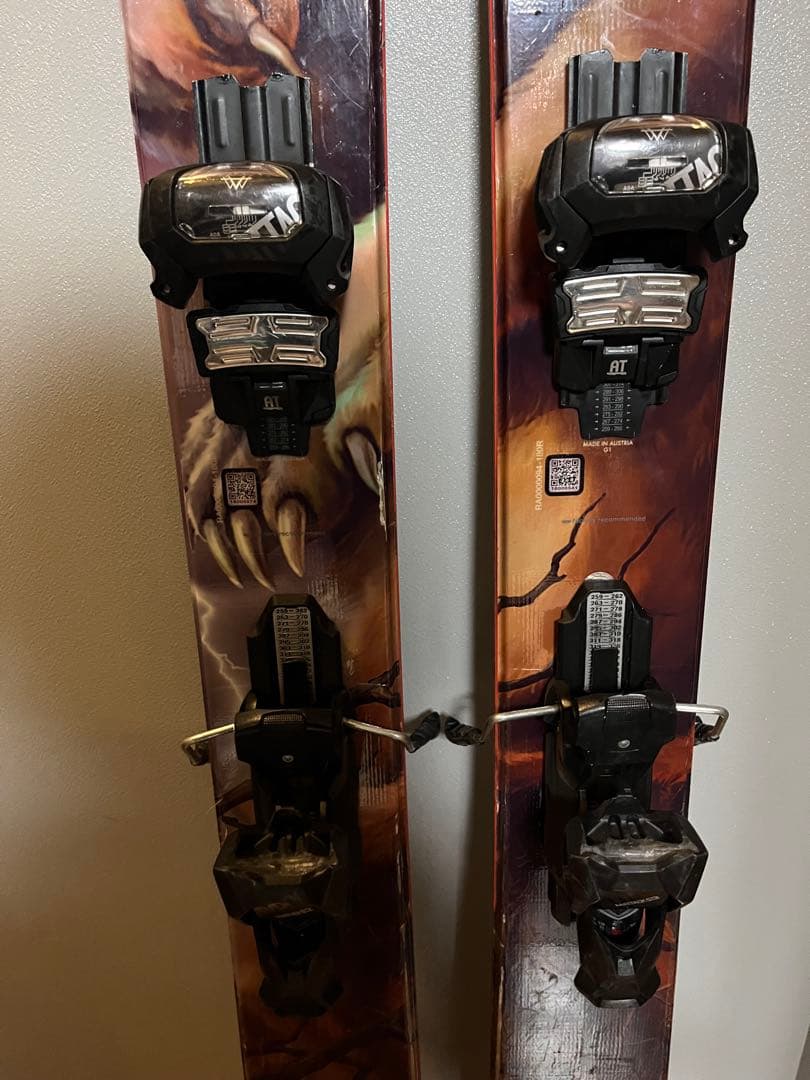 スキー　Armada magicJ 180cm