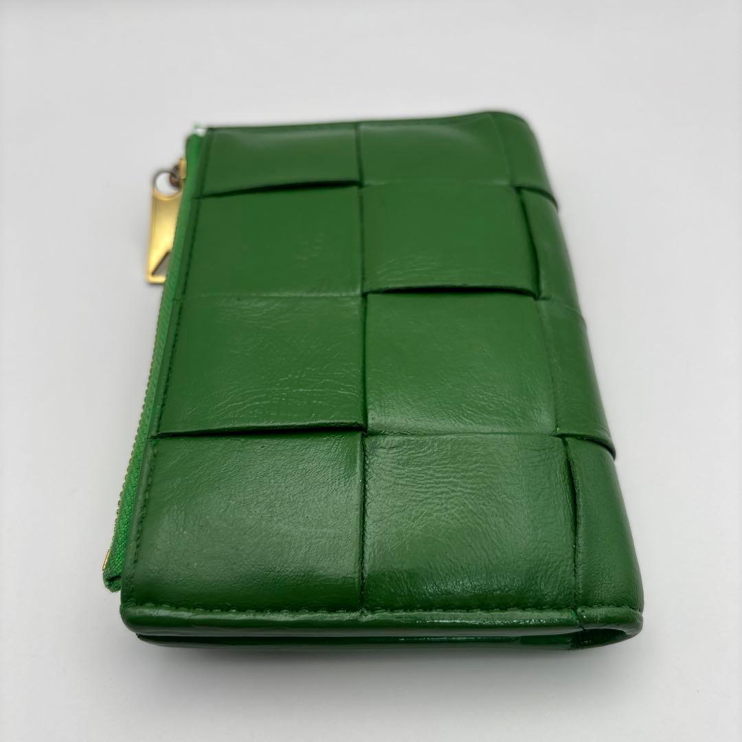 ◆正規品◆現行ボッテガ・ヴェネタカセット ミディアム 二つ折りウォレット