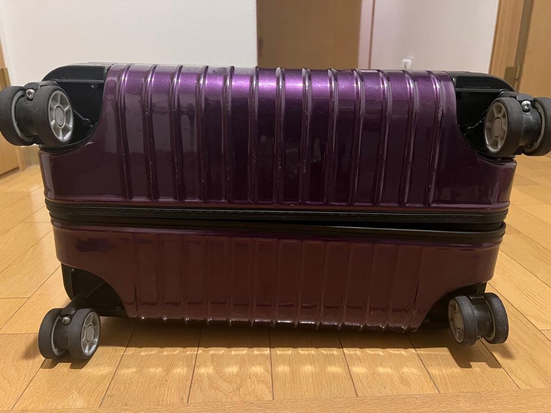 【農道のポルシェ】RIMOWA サルサエアー 84L