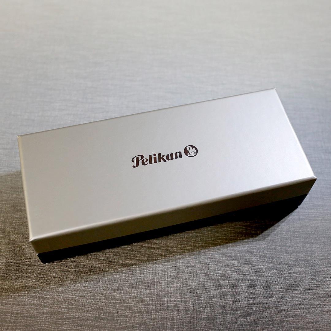 【限定品 極美品】ペリカン 万年筆 Ｍ６００ レッドホワイト スーベレーン
