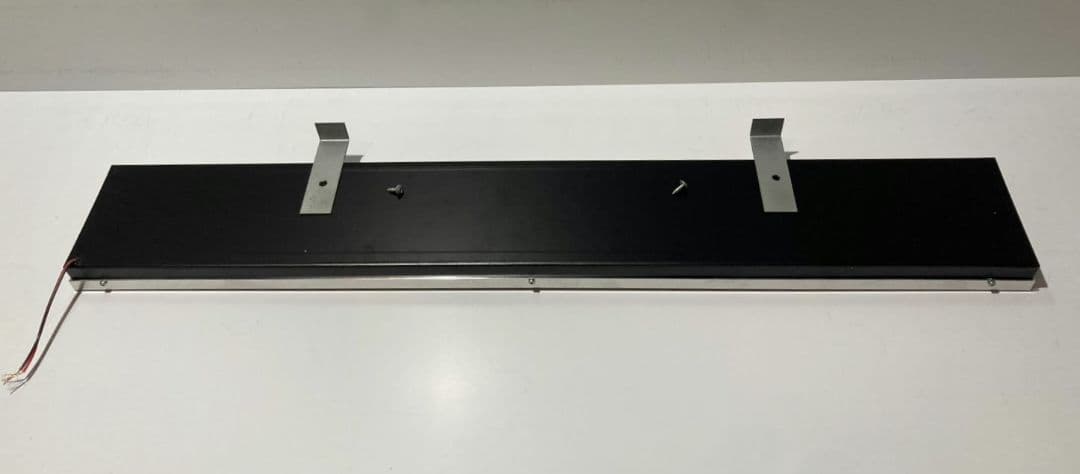 ワンマンアンドン灯839カーテンレール挟み込み取り付け仕様