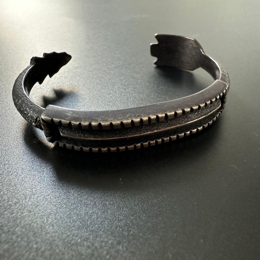 【美品】Navajo Aaron Anderson アローバングル
