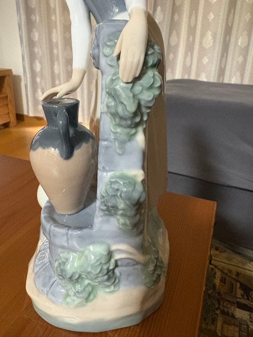 Lladro NAOリヤドロナオ