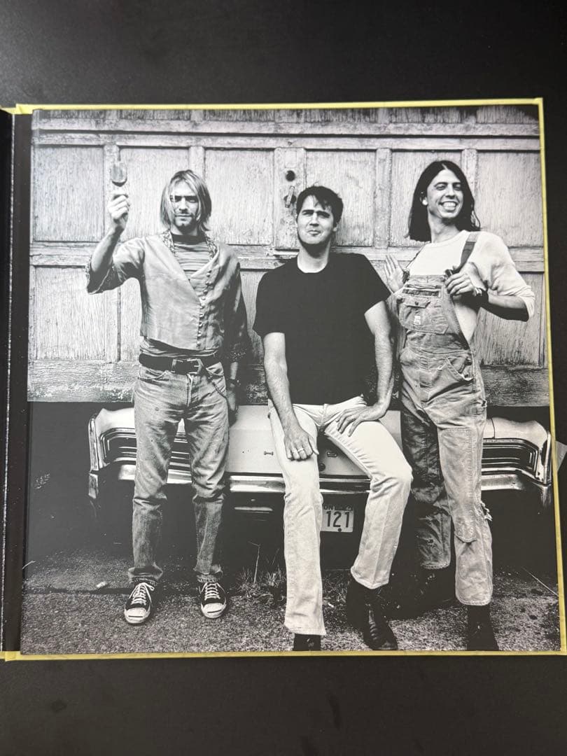 名盤NIRVANA IN UTERO 20周年記念3CD+1DVD国内盤