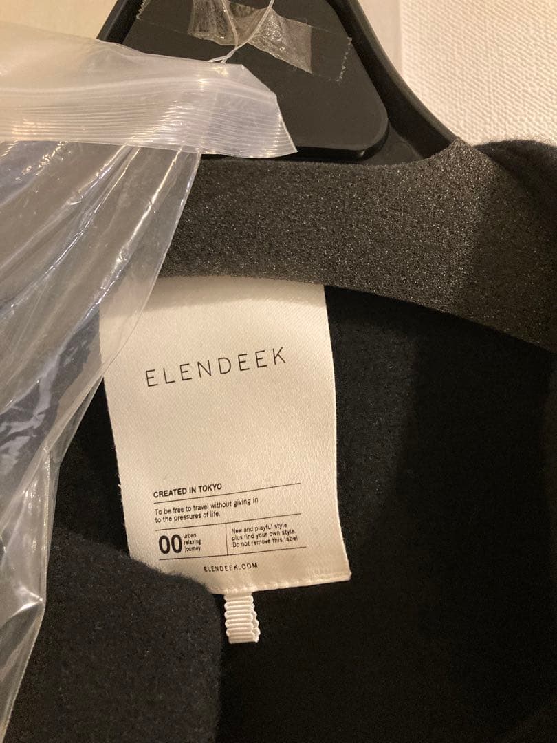 ELENDEEK エレンディーク クルーネックコクーンコート ブラック 02