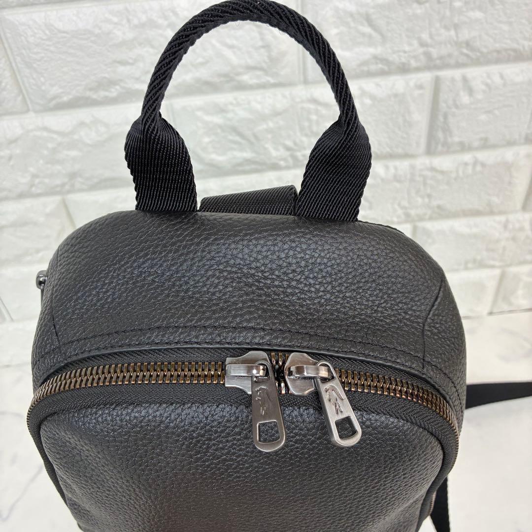 極美品✨ラコステ　レザーボディバッグ　ショルダーバッグ　ブラック