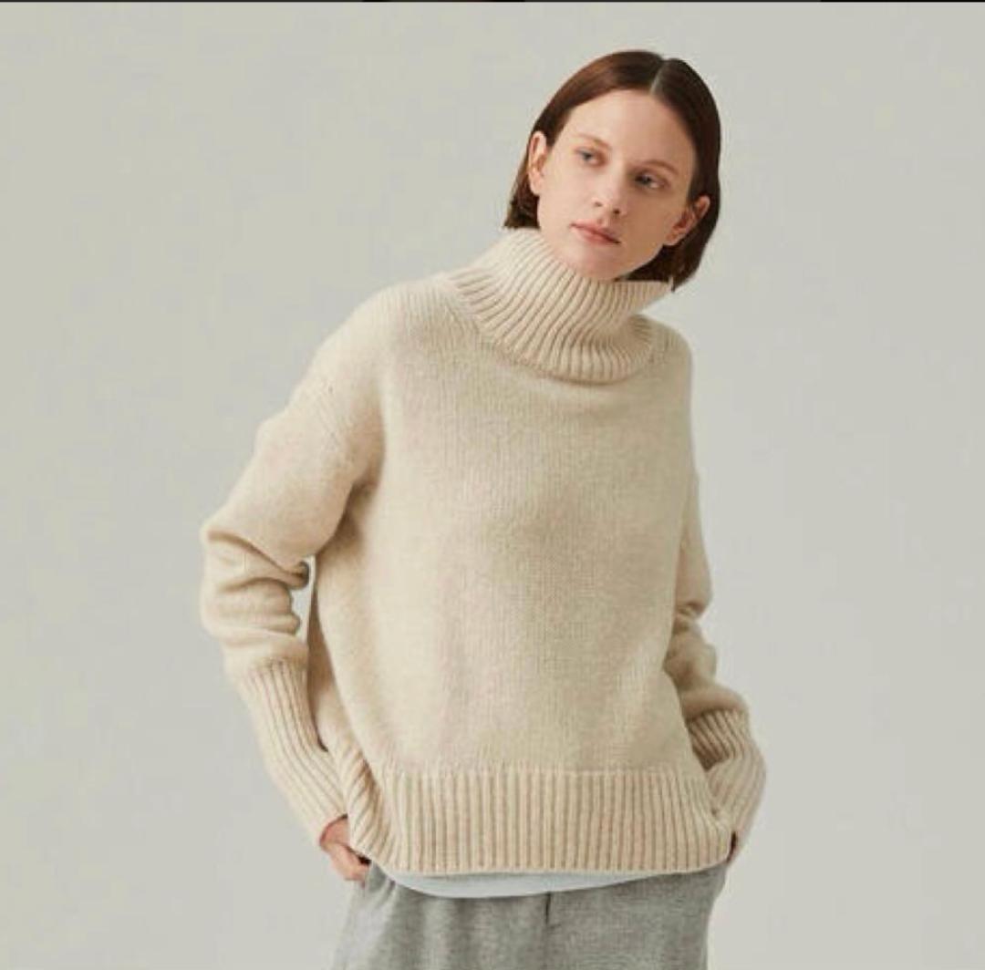 GALERIE VIE ファインウール タートルネックプルオーバー