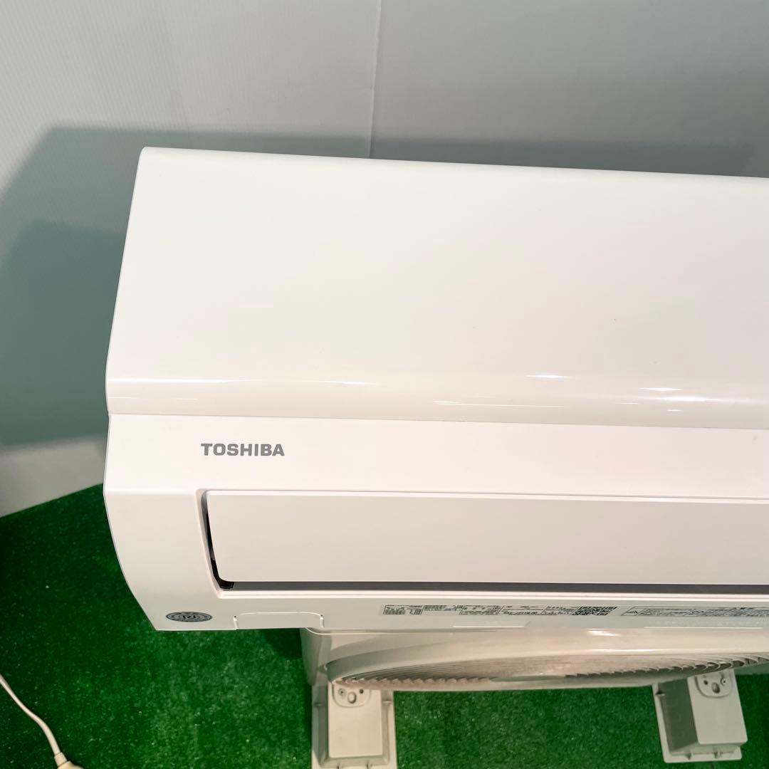 高年式2022年 東芝 ルームエアコン RAS-J221M 6畳