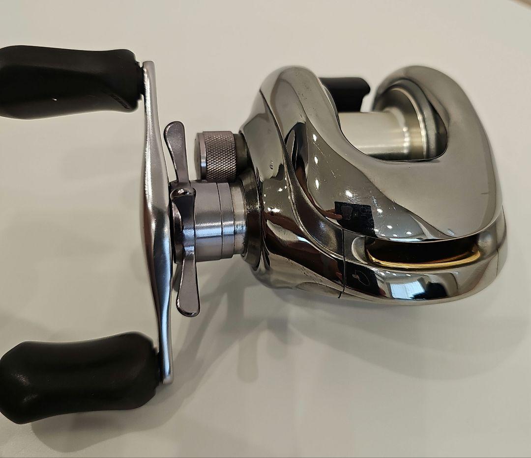 シマノ　初代アンタレス　 RH 220 　右巻き