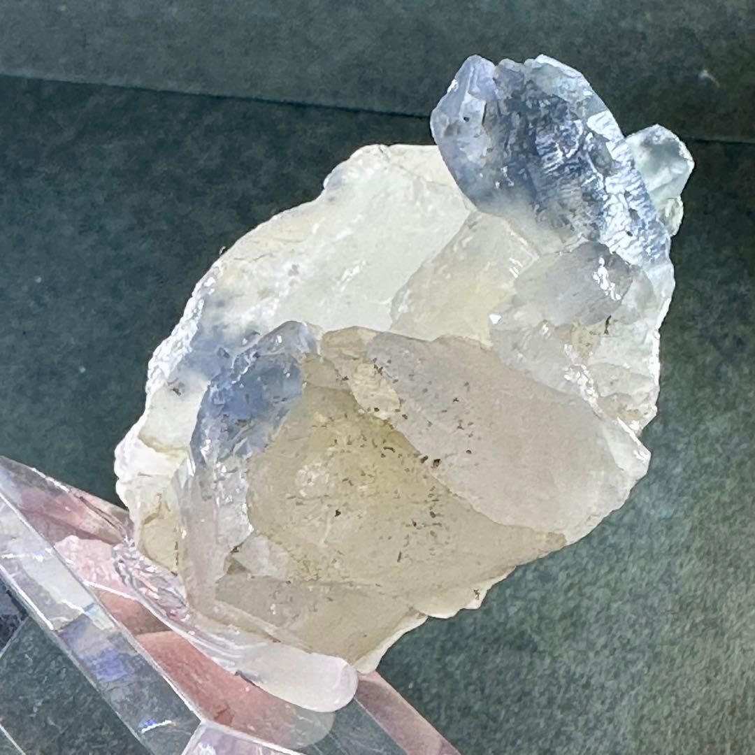 【☆爆レア】コロンビア産『ブルーターラクォーツ』（リーベカイト入り水晶）
