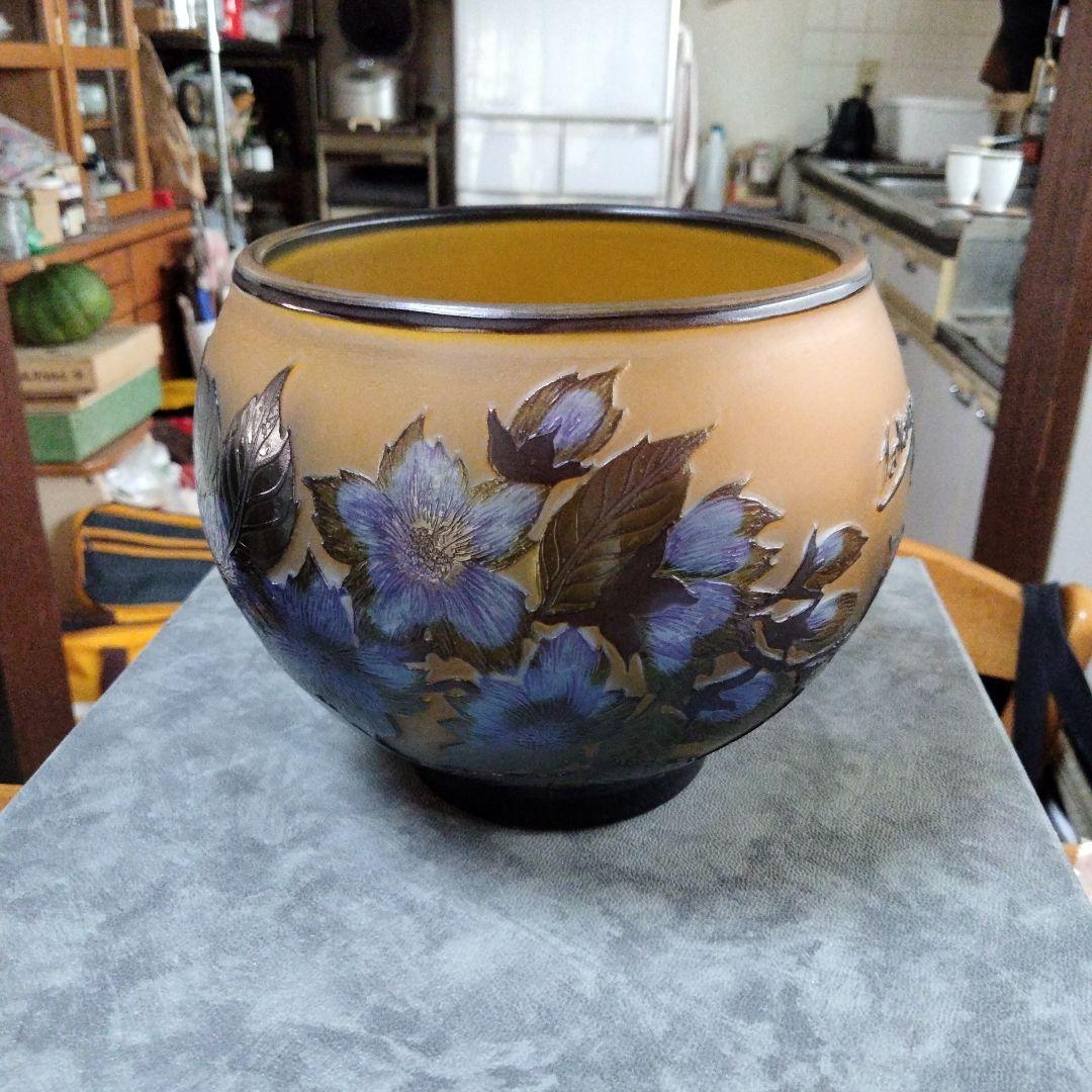 最終価格ルーマニア·ガラスの丸花瓶[小さな花束