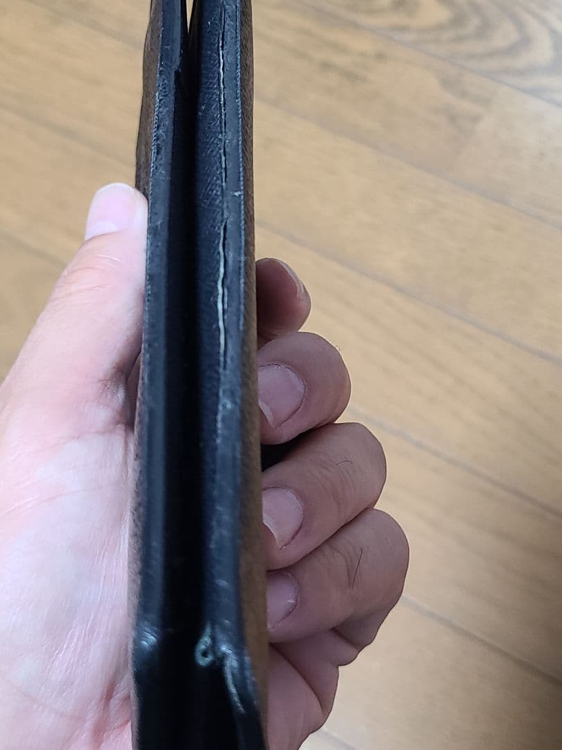 ルイヴィトン モノグラム エクリプス ポルトフォイユ ブラザ 長財布