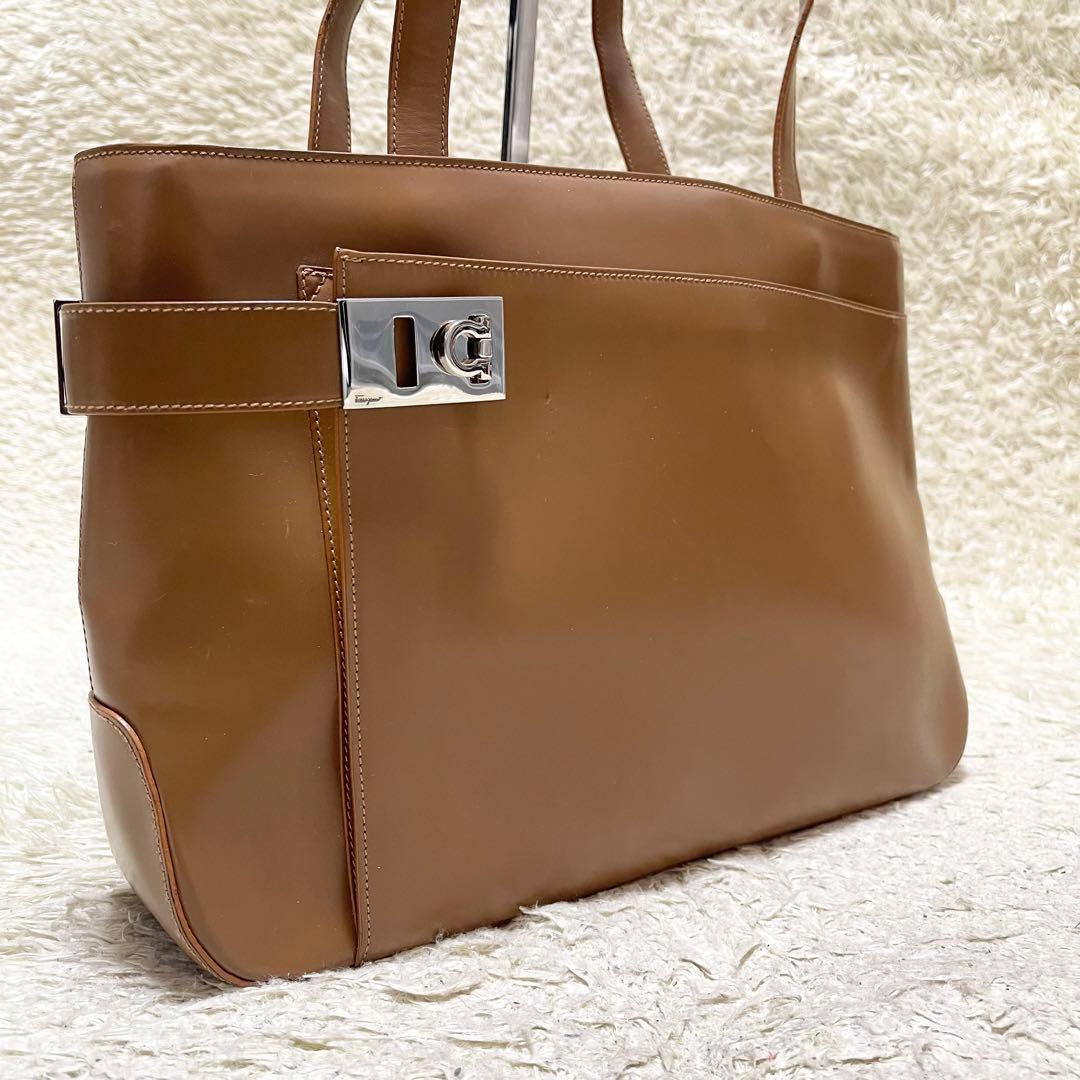 【大容量】フェラガモ　トートバッグ　レザー　茶　シルバー金具　ガンチーニ