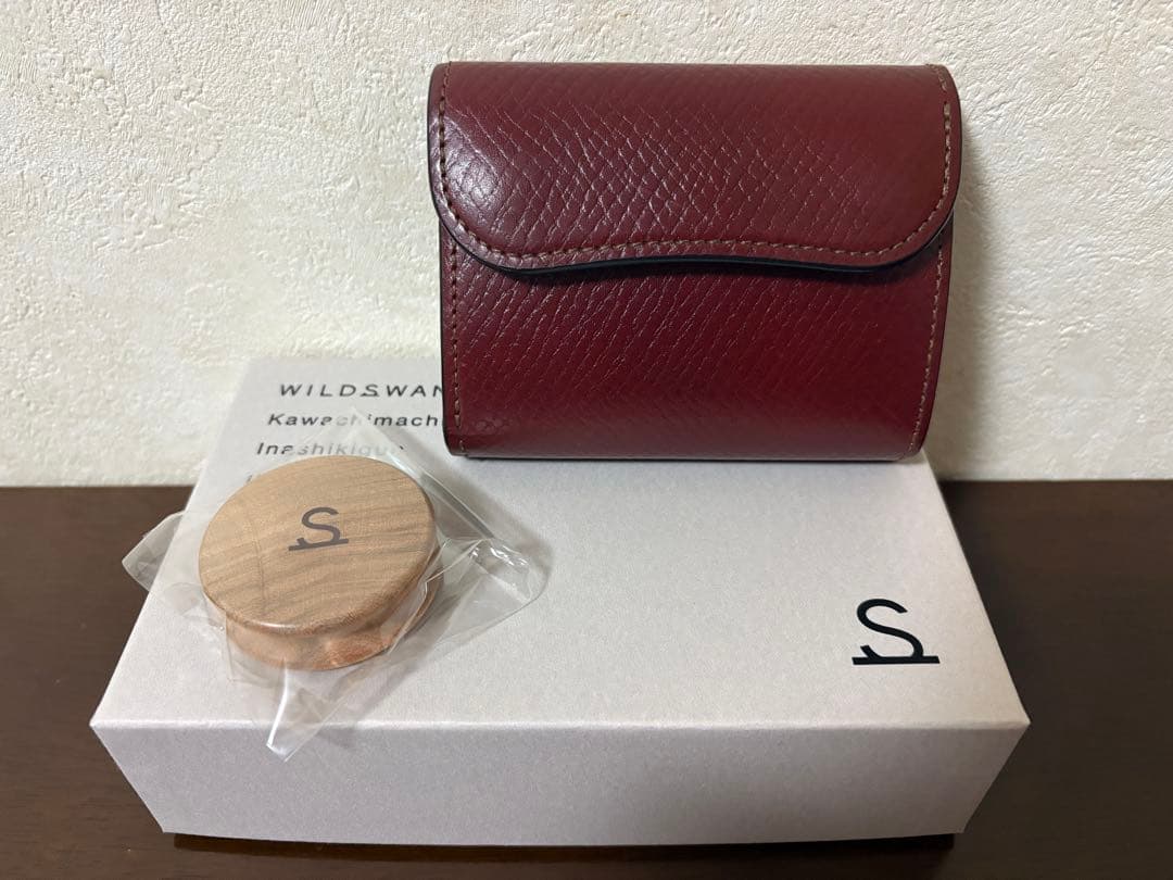 ワイルドスワンズ　イーノ　バーガンディ　Ｅサドル