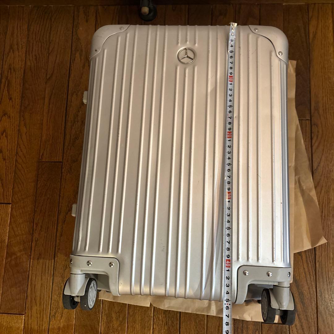 Mercedes Benzキャリーケース シルバー 中型