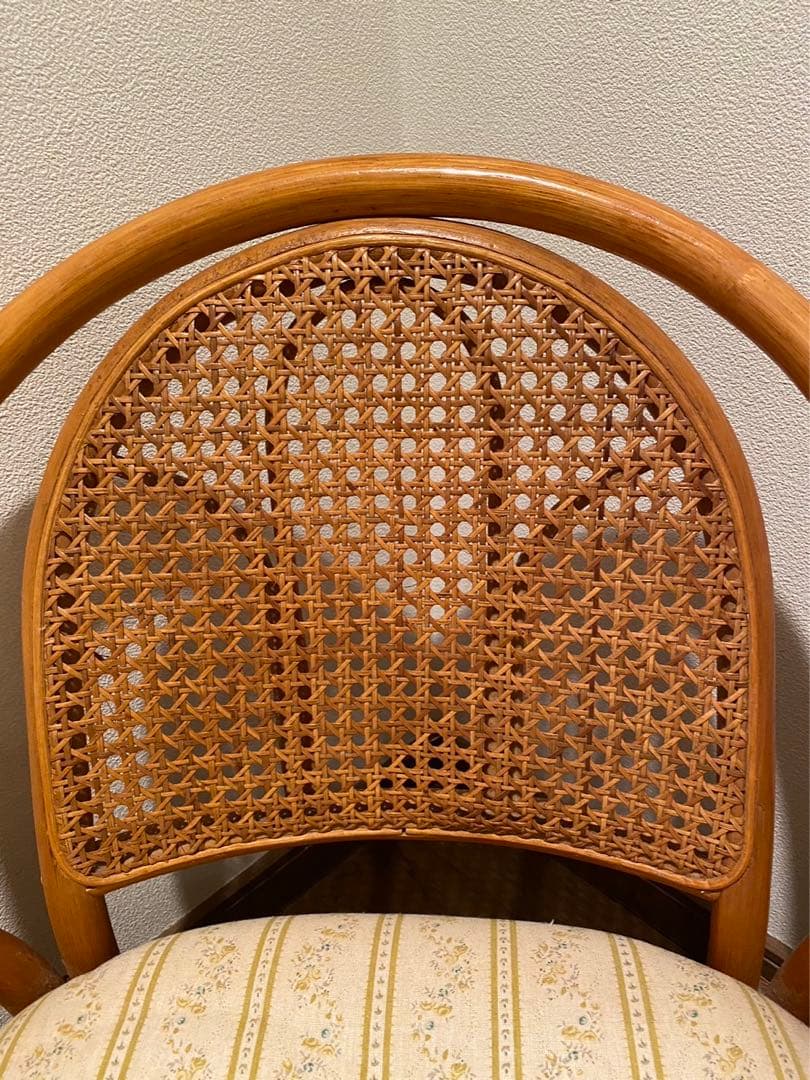 天然籐・ラタンチェア ・座椅子.ローチェア・ 昭和レトロ!