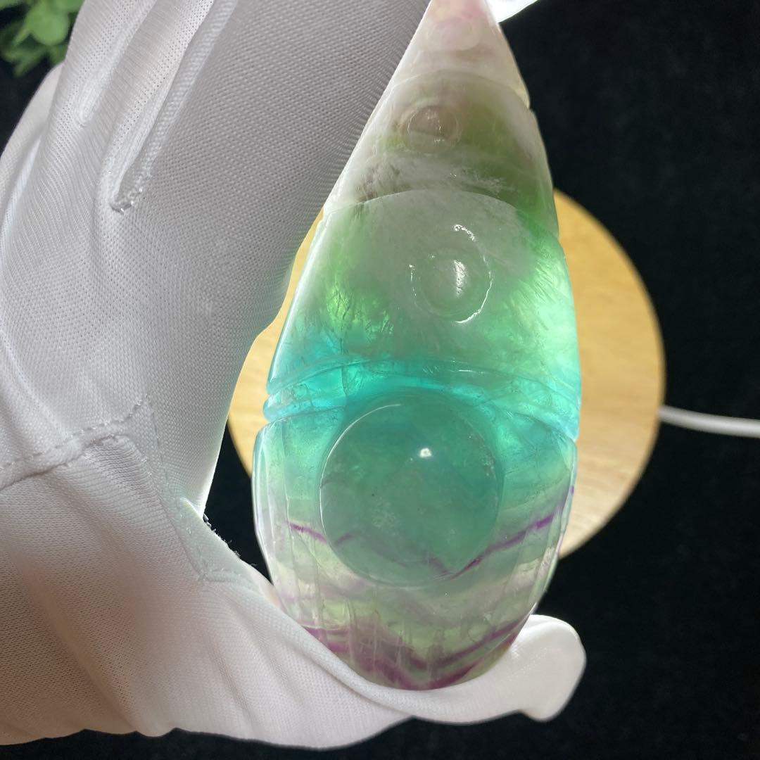 エンジェルフェザー フローライト トリプルカラー ノーム カービング 置物