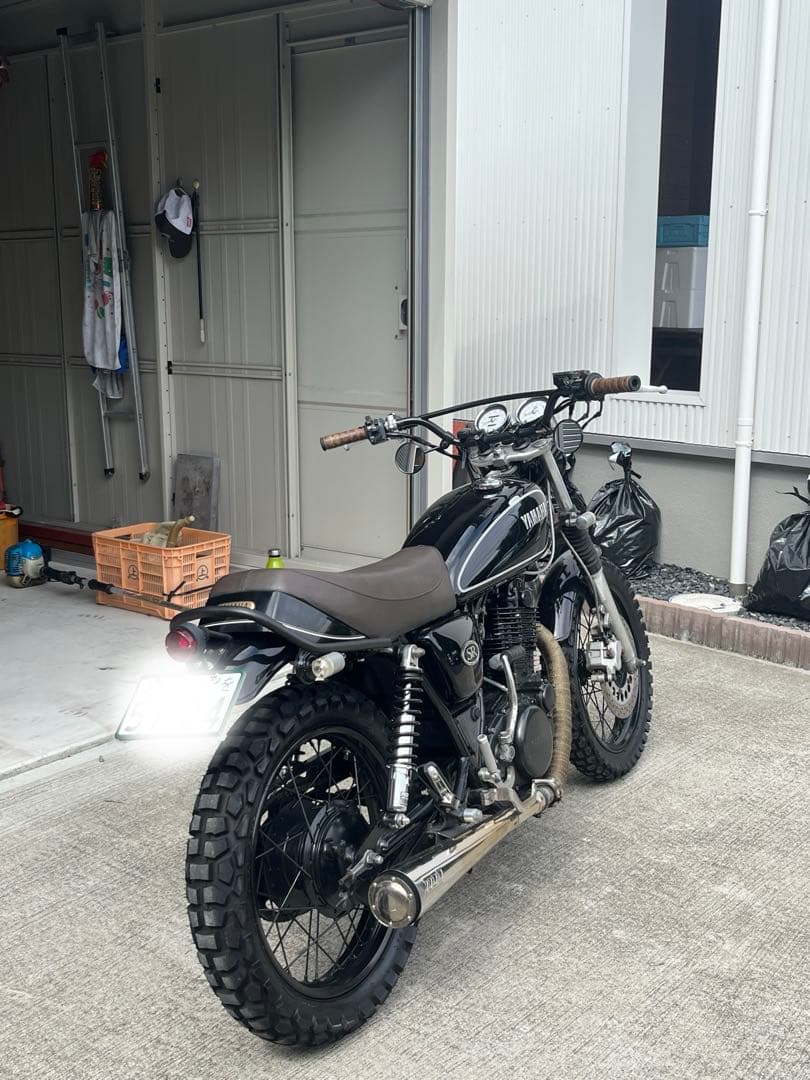 SR400 純正シート　エイジング