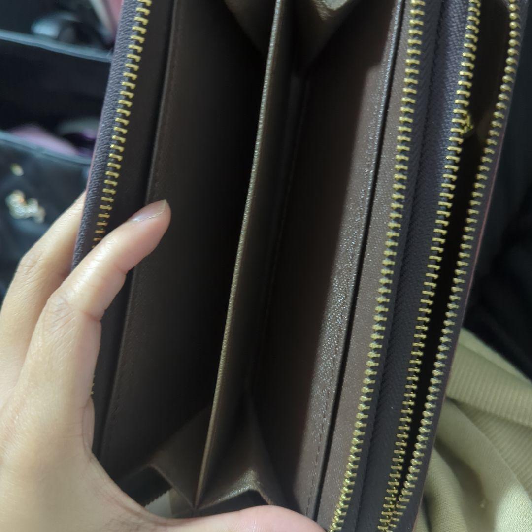 最終値下げ早いものがち　LOUISVUITTON　長財布