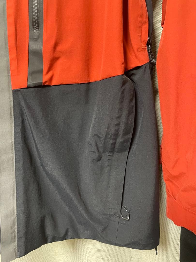 686 GORE-TEX GT ジャケット 22-23 Mサイズ 10回程度使用